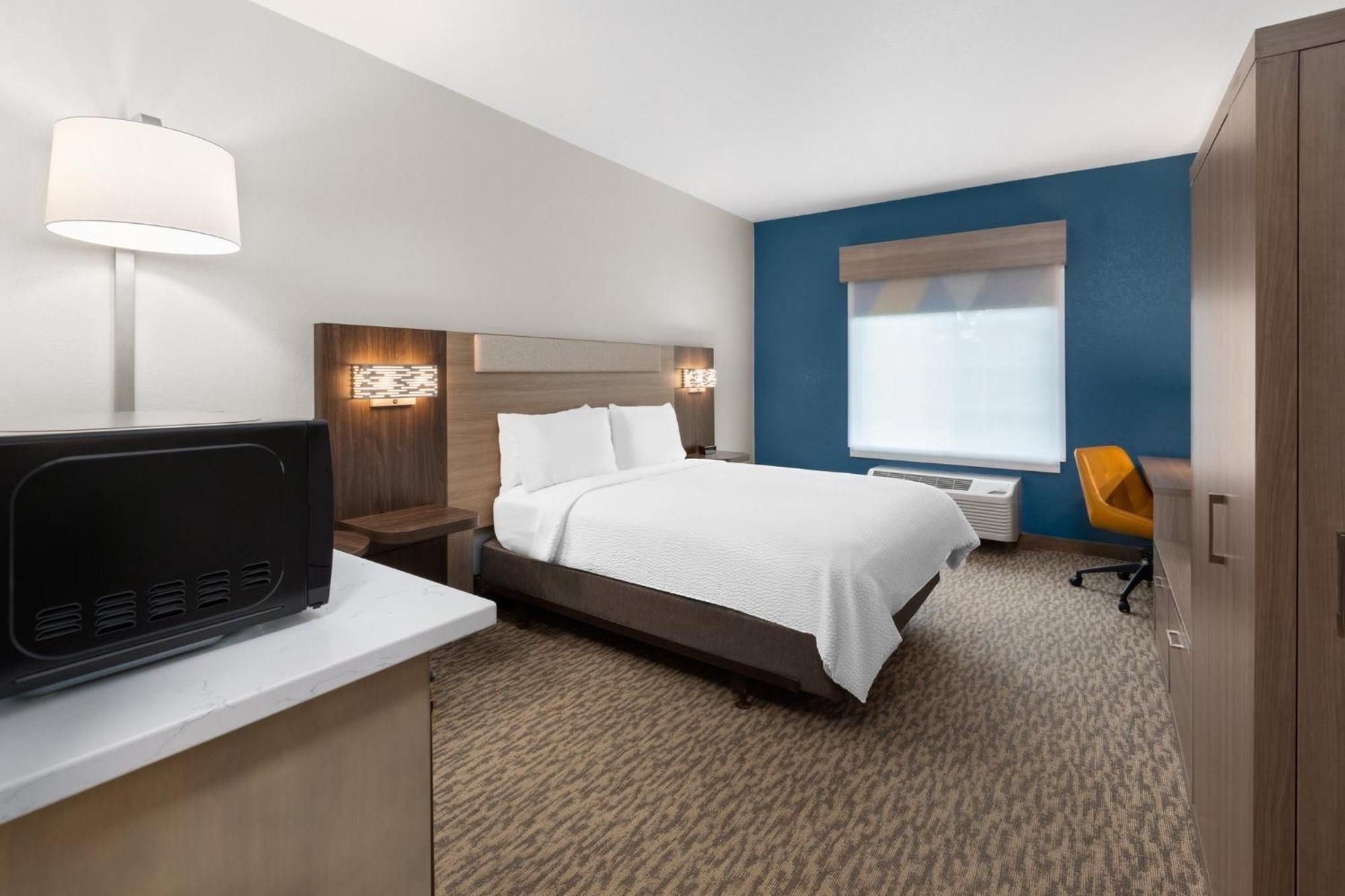 Holiday Inn Express Hotel & Suites Acme-Traverse City By Ihg Exterior photo