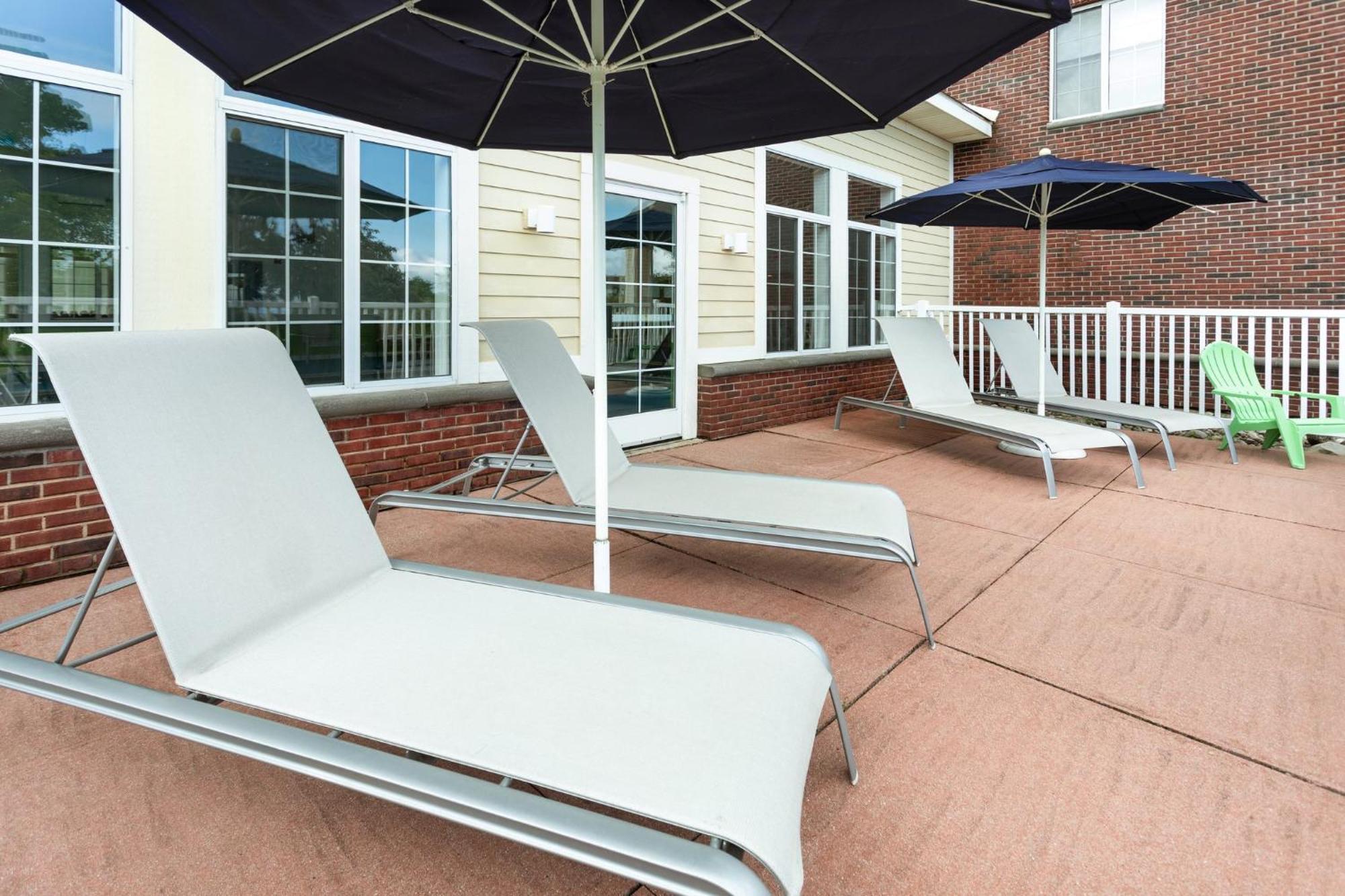 Holiday Inn Express Hotel & Suites Acme-Traverse City By Ihg Exterior photo
