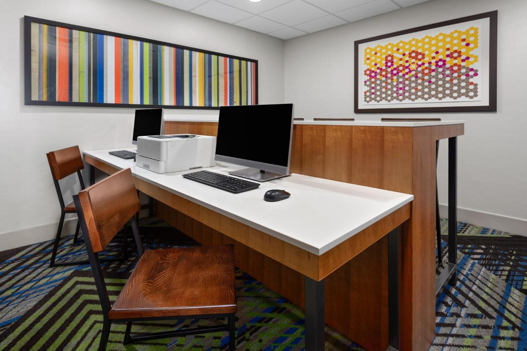 Holiday Inn Express Hotel & Suites Acme-Traverse City By Ihg Exterior photo